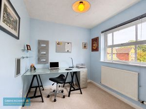 Bedroom 4- click for photo gallery